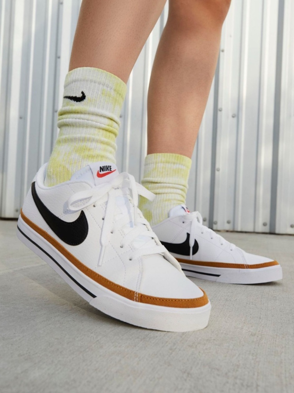 Nike Women’s Court Legacy
